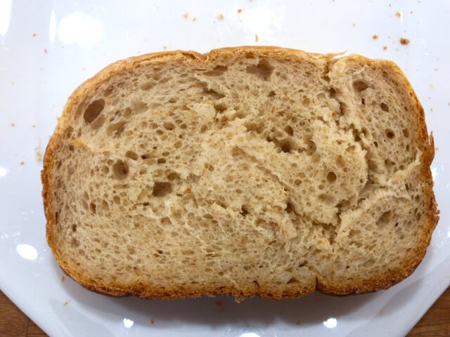 パンの断面
